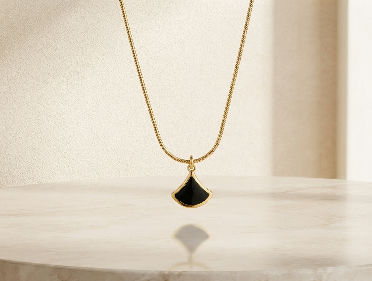 Minimal Gold-Plated Snake Chain Pendant