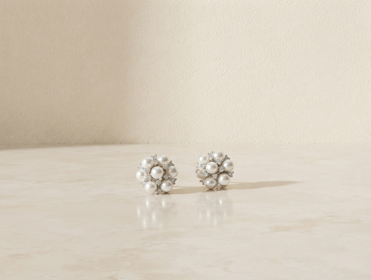 Stud Ear Rings (Pearl Floral)